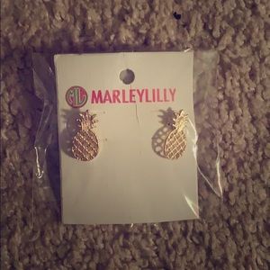 Gold pineapple earrings